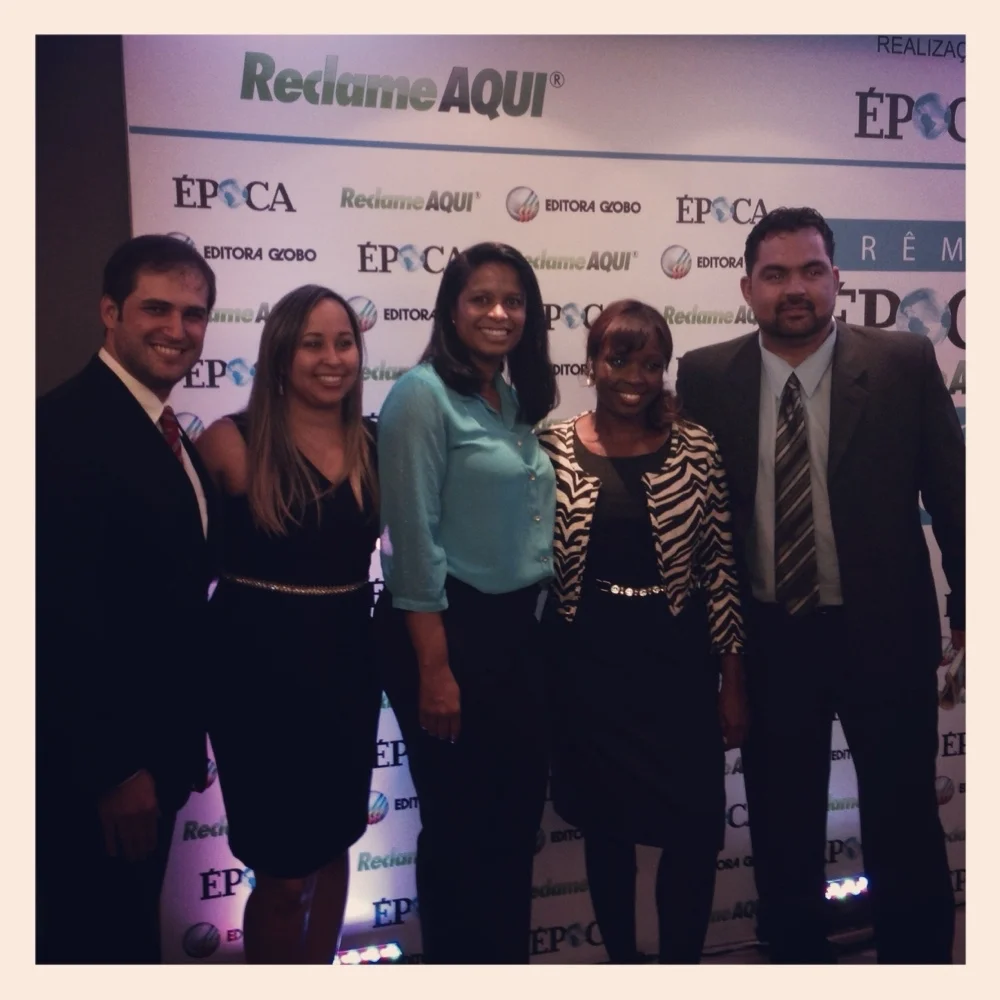 Time AeC na premiação Reclame Aqui